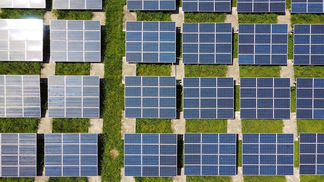 entdecken sie hochwertige solarmodule für effiziente und nachhaltige energiegewinnung. erfahren sie mehr über umweltfreundliche solarstromlösungen für ihr zuhause oder unternehmen.